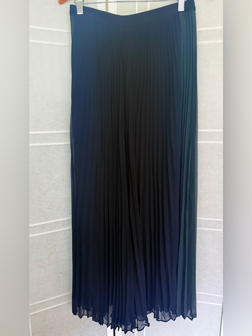 Club Monaco Black Pleated Maxi Skirt